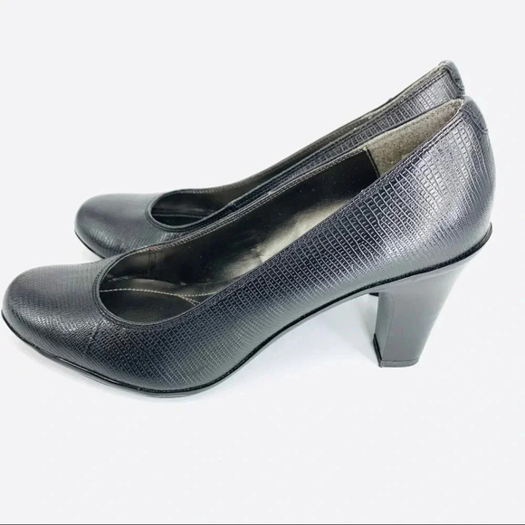 Mootsies Tootsies snakeskin print block heels - Picture 3 of 7